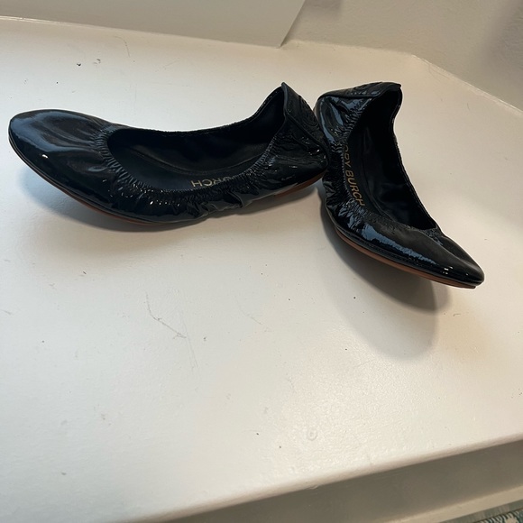 Tory Burch patent leather ballet flats size 6 - Picture 5 of 5